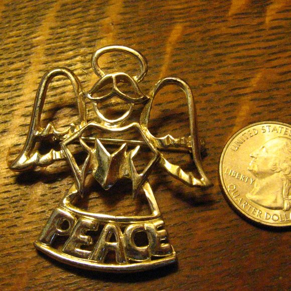 Singing Peace Angel Vintage Silver Brooch - Picture 3 of 5